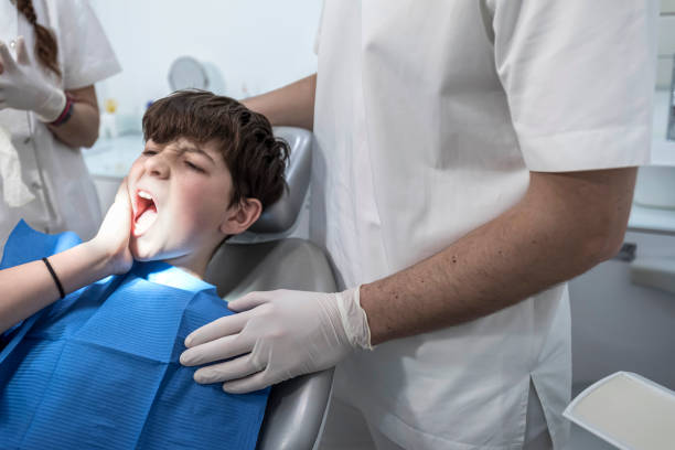 Best Pediatric Emergency Dentist in Smithville, OH